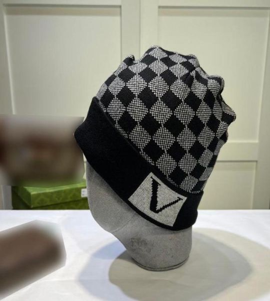 fashion women beanie hats designer beanies cap for men knitted hat classical sports skull ladies casual outdoor sun caps le3736726, Blue;gray
fashion women beanie hats designer beanies cap for men knitted hat classical sports skull ladies casual outdoor sun caps le3736726, Blue;gray