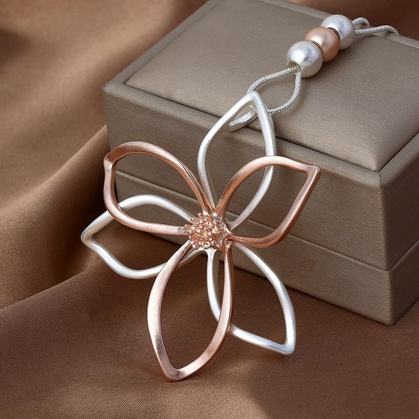 chokers 1 piece large flower metal pendant long necklace collier femme sweater chain necklace for women 230410, Golden;silver
chokers 1 piece large flower metal pendant long necklace collier femme sweater chain necklace for women 230410, Golden;silver
