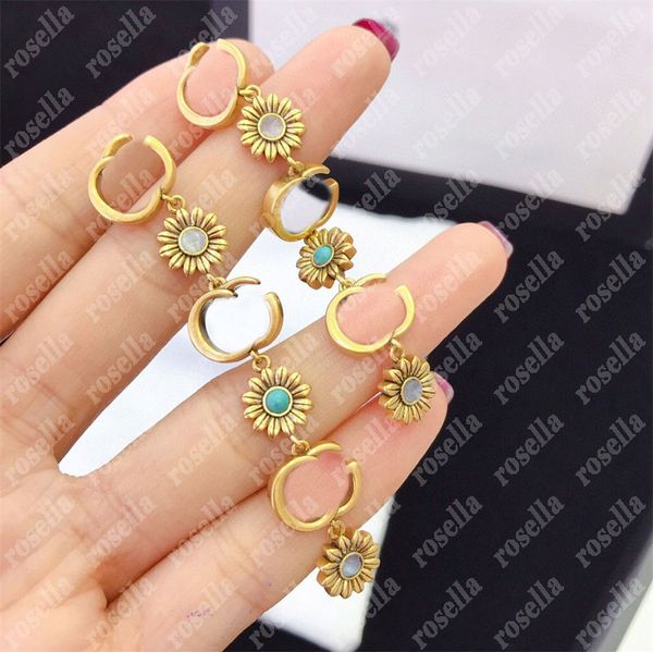 new charm earrings designer letter dangle earring womens fashion luxury brand ear studs wedding party jewerlry, Silver
new charm earrings designer letter dangle earring womens fashion luxury brand ear studs wedding party jewerlry, Silver