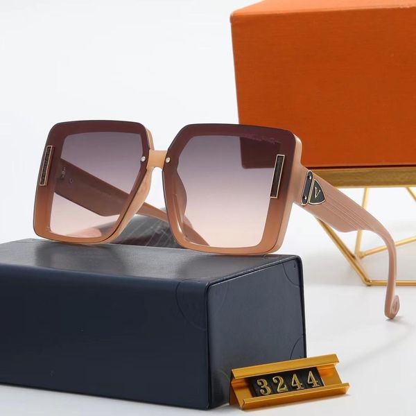 luxury designer sunglasses men women fashion classic square frame popular retro avant-garde outdoor uv 400 protection available in 5 colors, White;black
luxury designer sunglasses men women fashion classic square frame popular retro avant-garde outdoor uv 400 protection available in 5 colors, White;black