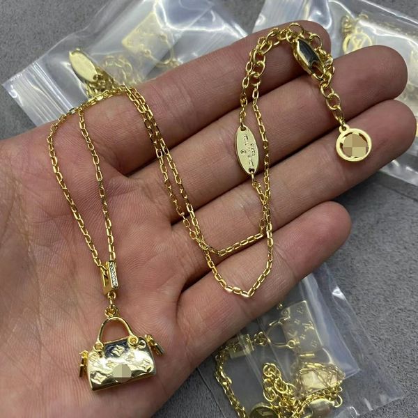 womens necklace designer luxury pendant diamonds necklaces fashion for women mens gold silver necklace couple jewelry vn-017
womens necklace designer luxury pendant diamonds necklaces fashion for women mens gold silver necklace couple jewelry vn-017