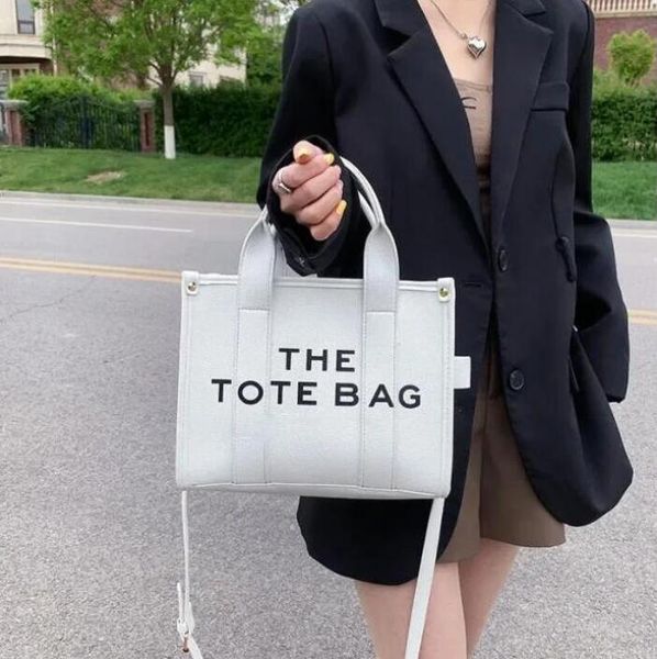 luxury nylon canvas large the totes bag 7a quality shopping womens mens cool designer handbag original shoulder linen handle crossbody clutc
luxury nylon canvas large the totes bag 7a quality shopping womens mens cool designer handbag original shoulder linen handle crossbody clutc