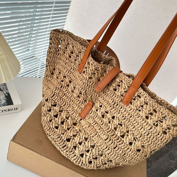 woven bucket bag drafting tote bag shopping bags handbag fashion gold hardware letter hollow out lady lage handbags plain high quality
woven bucket bag drafting tote bag shopping bags handbag fashion gold hardware letter hollow out lady lage handbags plain high quality