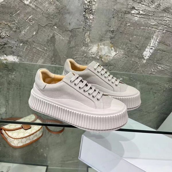 2023 casual shoes designer sneakers casual shoes trainers canvas sneaker fashion platform solid flat shoe size35-40 shoes designer women jog, Black
2023 casual shoes designer sneakers casual shoes trainers canvas sneaker fashion platform solid flat shoe size35-40 shoes designer women jog, Black