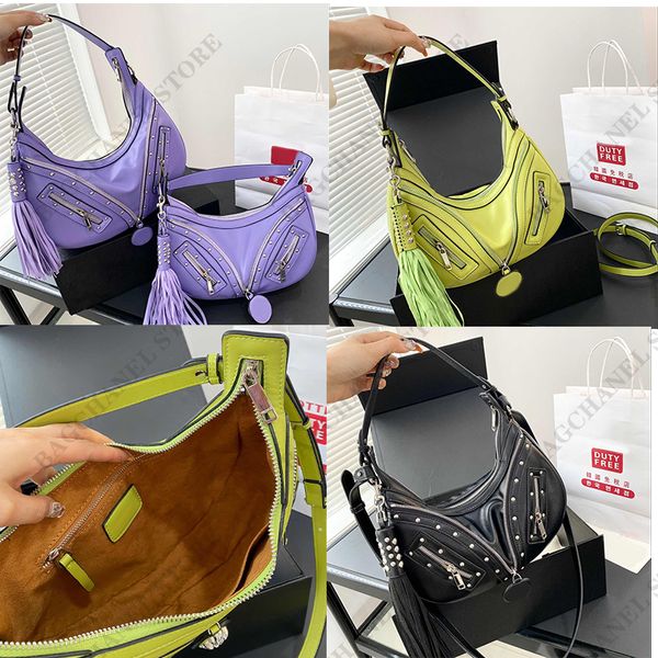 

Luxury Designer Bag Womens cross body Style 5A top Underarm Handbag Classic Liuding Face Pattern Shoulder Bags Two Sizes Crescent Bag, Black