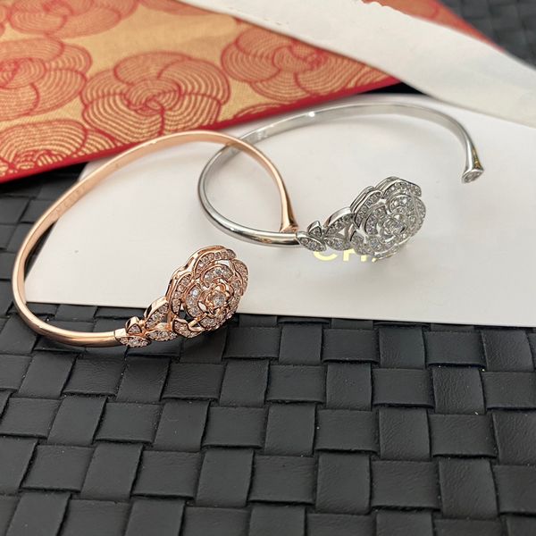 luxury designer bangle bracelet for women cuff camellia rose gold plated fashion adjustable design popular embossed stamp brand letters acce, Black
luxury designer bangle bracelet for women cuff camellia rose gold plated fashion adjustable design popular embossed stamp brand letters acce, Black