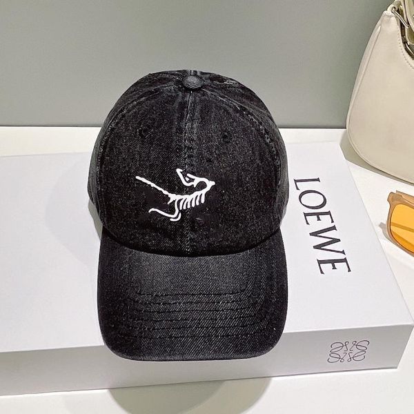 luxury baseball cap designer hat women baseball cap distressed dinosaur lizard embroidered baseball cap men, Blue;gray
luxury baseball cap designer hat women baseball cap distressed dinosaur lizard embroidered baseball cap men, Blue;gray