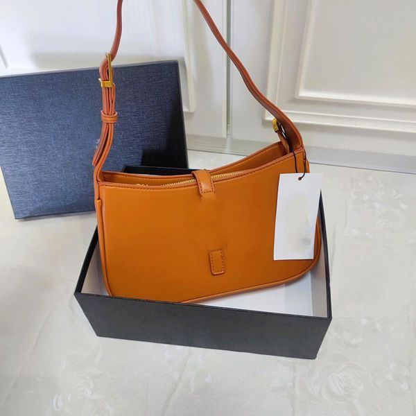 ladies fashion casual designe luxury handbag shoulder bags crossbody 5a n41221 m53152 m44829 2 size bb pm shell bag purse pouch..88888
ladies fashion casual designe luxury handbag shoulder bags crossbody 5a n41221 m53152 m44829 2 size bb pm shell bag purse pouch..88888