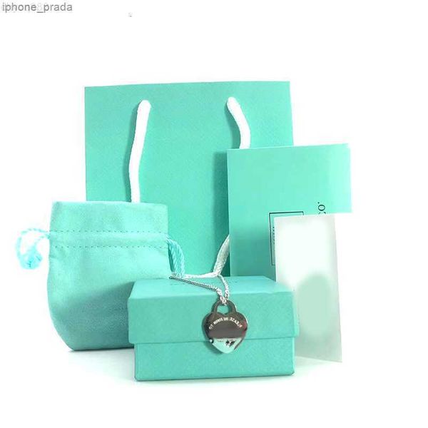 heart necklace womens stainless steel 19mm couple pendant blue pink green red jewelry on the neck valentine day gift for girlfriend accessor, Silver
heart necklace womens stainless steel 19mm couple pendant blue pink green red jewelry on the neck valentine day gift for girlfriend accessor, Silver