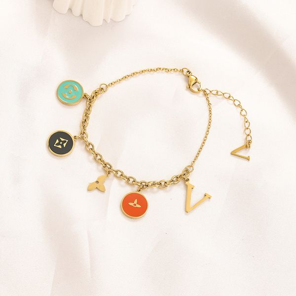 18k gold chain bracelet women's gift love bracelet spring party family couple jewelry designer clover letter black bracelet luxury gift
18k gold chain bracelet women's gift love bracelet spring party family couple jewelry designer clover letter black bracelet luxury gift