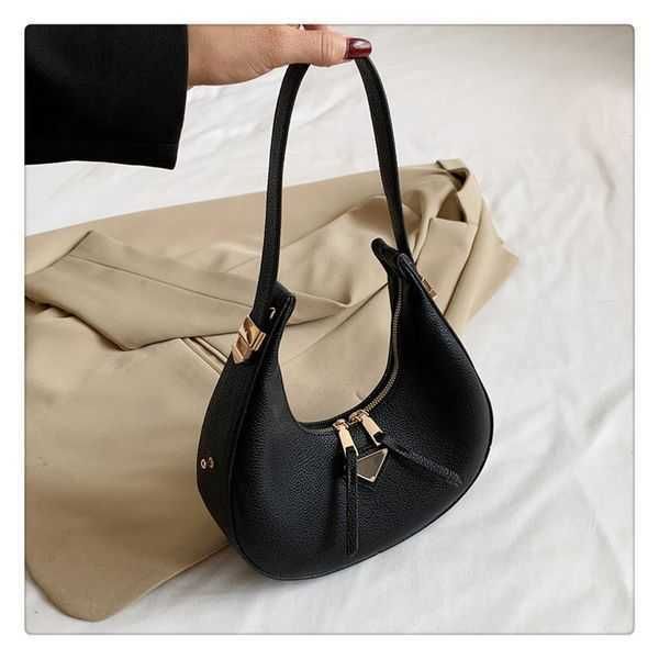 women's designer bag handbags luxury half moon leather classic underarm bags mini totes clutch handbag tote zipper crossbody woman bags
women's designer bag handbags luxury half moon leather classic underarm bags mini totes clutch handbag tote zipper crossbody woman bags