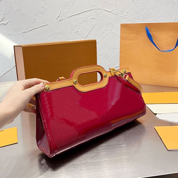 patent leather totes bag women shoulder cross body bags clutch purse totes purse removable shoulder strap wallets fashion imprinted letters
patent leather totes bag women shoulder cross body bags clutch purse totes purse removable shoulder strap wallets fashion imprinted letters