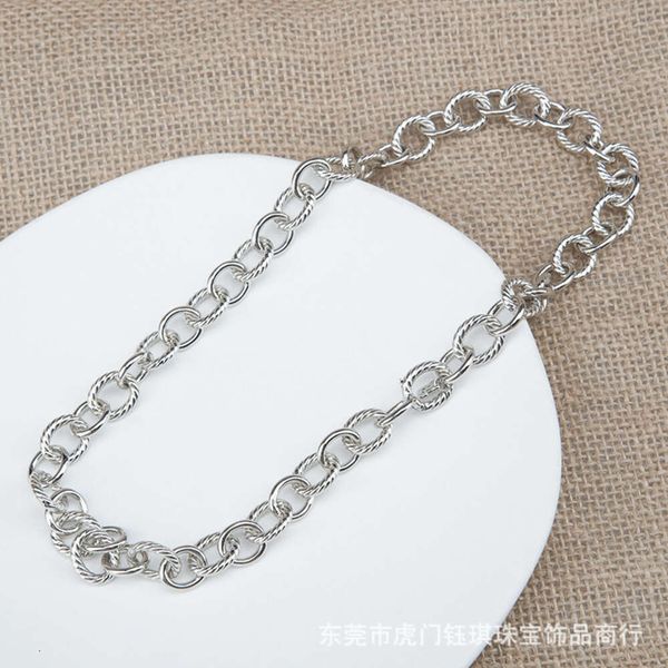 Classic Designer DY Necklace Jewelry Luxury Fashion jewelry Oval Link Necklaces is popular in 18 inches DY Jewelry Christmas gift High quality jewelry necklace
Classic Designer DY Necklace Jewelry Luxury Fashion jewelry Oval Link Necklaces is popular in 18 inches DY Jewelry Christmas gift High quality jewelry necklace