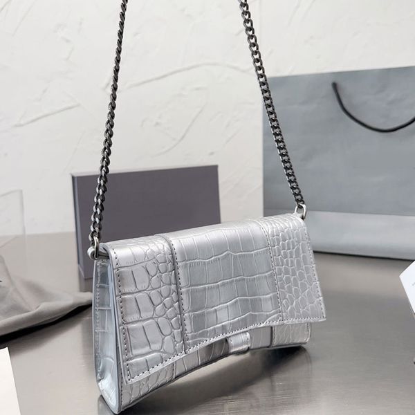 hourglass bag plain messenger bags shoulder bags cowhide genuine leather fashion gold hardware letter flap chain handbag high quality
hourglass bag plain messenger bags shoulder bags cowhide genuine leather fashion gold hardware letter flap chain handbag high quality