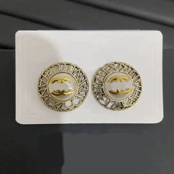 retro classic style letter designer stud earrings brand letter pearl earring for women charm jewelry accessory wedding gifts high quality, Golden;silver
retro classic style letter designer stud earrings brand letter pearl earring for women charm jewelry accessory wedding gifts high quality, Golden;silver