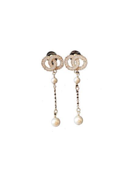 925 silver need chandeliers pearl pendant full diamond letter tassel earrings luxury brand jewelry designer c party wedding gift
925 silver need chandeliers pearl pendant full diamond letter tassel earrings luxury brand jewelry designer c party wedding gift