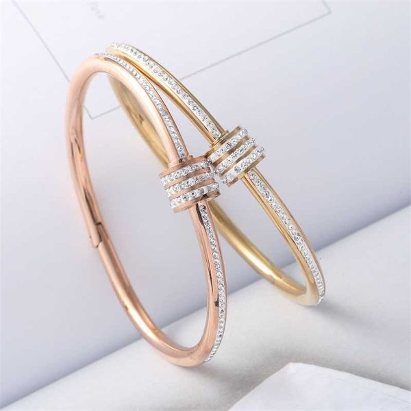 fashion design jewelry fashion titanium steel bracelet with high color retention stainless inlaid diamond version, Black
fashion design jewelry fashion titanium steel bracelet with high color retention stainless inlaid diamond version, Black