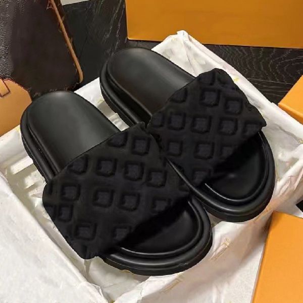 women designer slippers transparent pvc jelly lady letter printed luxury summer sandals comfortable flip flops size 35-42 di48, Black
women designer slippers transparent pvc jelly lady letter printed luxury summer sandals comfortable flip flops size 35-42 di48, Black