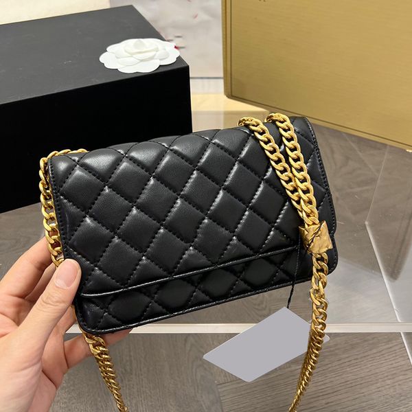womens designer classic woc bags lambskin wallet with gold crush bead metal chain crossbody shoulder purse multi pochette card holder outdoo, Red;black
womens designer classic woc bags lambskin wallet with gold crush bead metal chain crossbody shoulder purse multi pochette card holder outdoo, Red;black