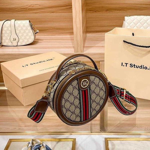 designer bag hong kong counter round cake bag women's crossbody new bag autumn and winter genuine leather wide shoulder strap round han
designer bag hong kong counter round cake bag women's crossbody new bag autumn and winter genuine leather wide shoulder strap round han
