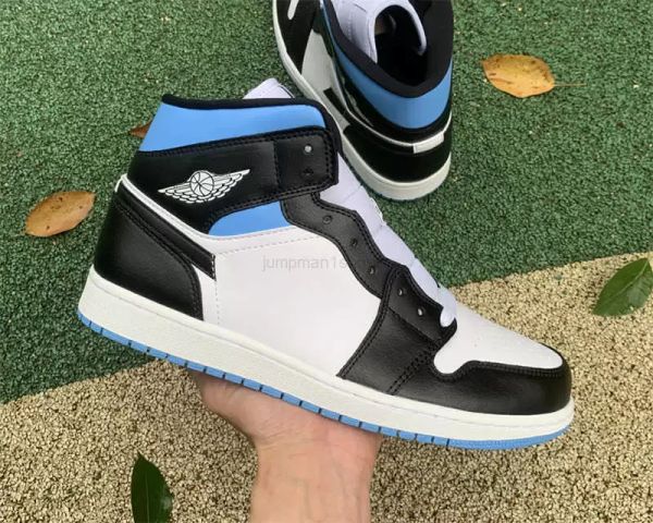 2023 basketball shoes jumpman 1 1s mid se black toes white blue trainers sneakers sports come with box
2023 basketball shoes jumpman 1 1s mid se black toes white blue trainers sneakers sports come with box