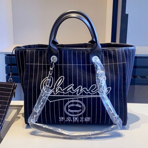 2023 classic designer tote bag new beach bag high capacity portable bag shopping bag tote bag denim canvas bag
2023 classic designer tote bag new beach bag high capacity portable bag shopping bag tote bag denim canvas bag