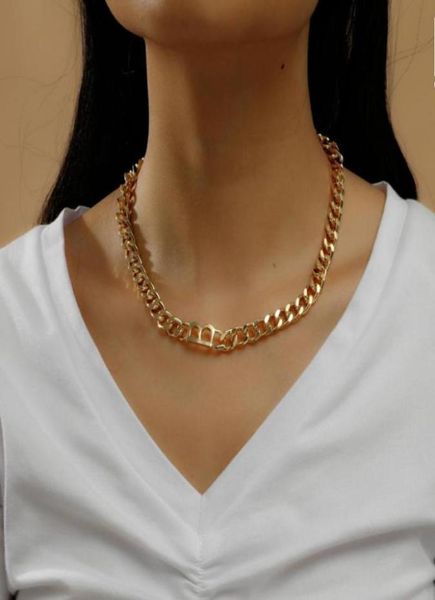 hip hop miami curb cuban letter b choker necklaces collar geometric square pendant necklaces for women jewelry1844387, Golden;silver
hip hop miami curb cuban letter b choker necklaces collar geometric square pendant necklaces for women jewelry1844387, Golden;silver