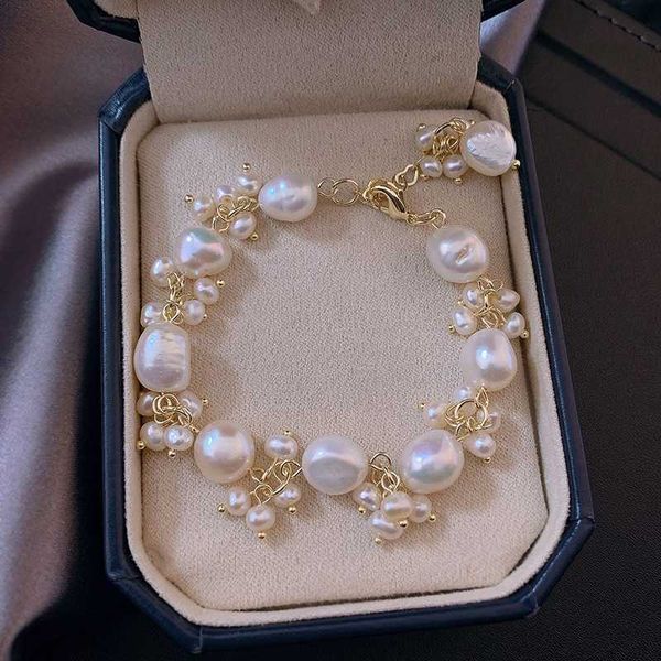 fashion design jewelry super fairy special shaped freshwater pearl bracelet female french net red bracelet, Silver
fashion design jewelry super fairy special shaped freshwater pearl bracelet female french net red bracelet, Silver