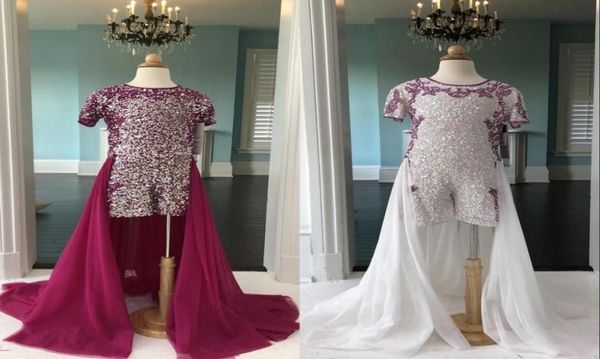 sequins romper chiffon skirt little girl pageant dress 2021 jewel neck keyhole back short sleeves kids preteen pageant gowns hi lo2550868, White;red
sequins romper chiffon skirt little girl pageant dress 2021 jewel neck keyhole back short sleeves kids preteen pageant gowns hi lo2550868, White;red
