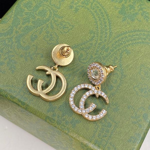 letter diamond earrings designer women stud vintage brand earrings studs luxury jewelry gift, Golden;silver
letter diamond earrings designer women stud vintage brand earrings studs luxury jewelry gift, Golden;silver