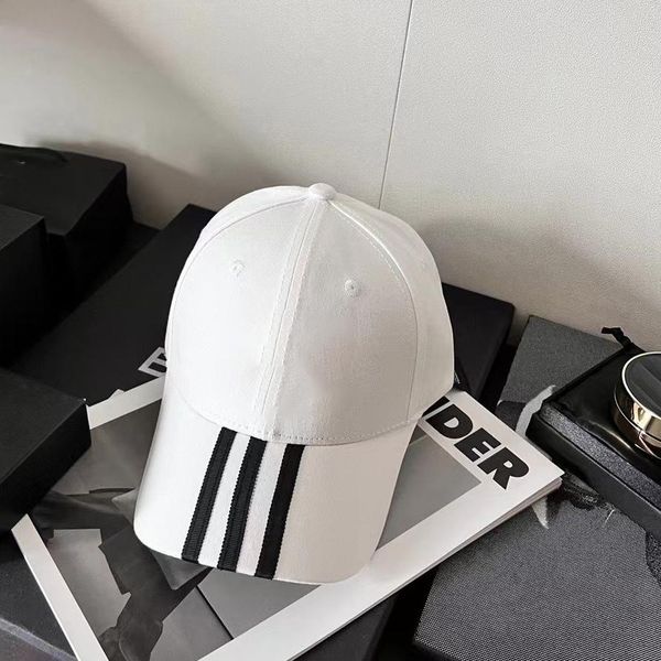 classic casual baseball cap designer hat luxury brand hat boys all-match girls trend sunscreen hat church street sports hat, Blue;gray
classic casual baseball cap designer hat luxury brand hat boys all-match girls trend sunscreen hat church street sports hat, Blue;gray