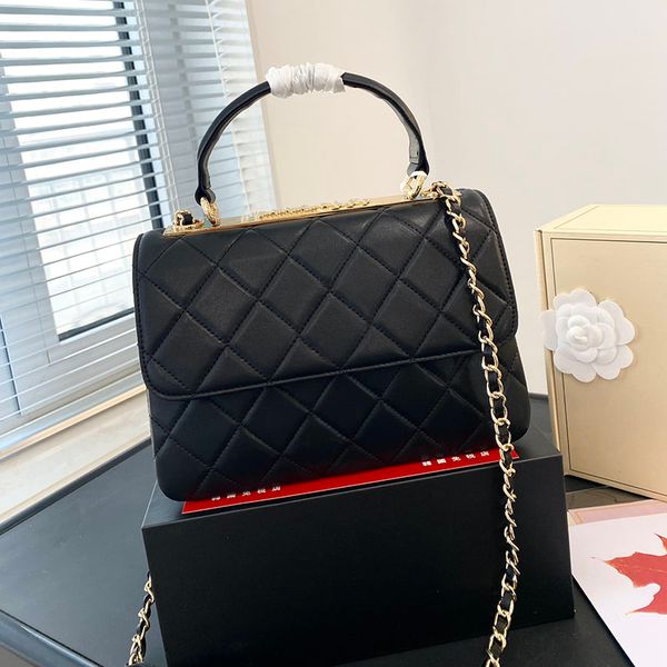 ladies metal black clamshell messenger chain bags box 4 color real leather women lady fashion marmont bags genuine cross body handbags
ladies metal black clamshell messenger chain bags box 4 color real leather women lady fashion marmont bags genuine cross body handbags