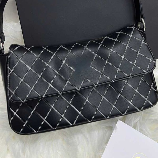 flap bag luxury black women shoulder bag designer fashion rhombus handbag underarm small square bags clutch purse vintage bag
flap bag luxury black women shoulder bag designer fashion rhombus handbag underarm small square bags clutch purse vintage bag