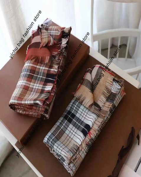 2022 classic bb plaid scarf warm winter shawl men lovely fashion casual scarves for women4040969, Blue;gray
2022 classic bb plaid scarf warm winter shawl men lovely fashion casual scarves for women4040969, Blue;gray