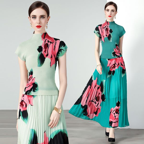 rose floral purple 2 piece prom dress summer outfits 2023 women short sleeve slim t shirt and print pleated skirt holiday party woman design, White
rose floral purple 2 piece prom dress summer outfits 2023 women short sleeve slim t shirt and print pleated skirt holiday party woman design, White