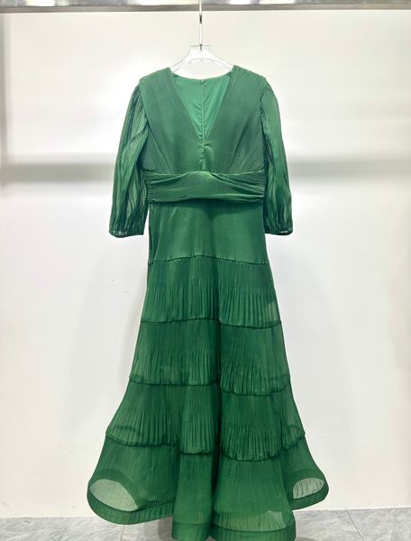 runway dresses 2023 australian designer designs new bubble sleeve pleated barry yarn long dress, Black
runway dresses 2023 australian designer designs new bubble sleeve pleated barry yarn long dress, Black