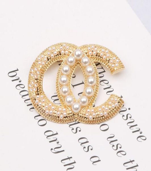 classic simple 18k gold plated desingner brooches luxury brand double letter sweater suit brought pin brooch diamond pearl fashion2303327, Gray
classic simple 18k gold plated desingner brooches luxury brand double letter sweater suit brought pin brooch diamond pearl fashion2303327, Gray