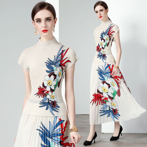 2023 two piece dress sets summer outfits women short sleeve slim t shirt and print pleated skirt woman designer 2 piece cocktail dresses hol, White
2023 two piece dress sets summer outfits women short sleeve slim t shirt and print pleated skirt woman designer 2 piece cocktail dresses hol, White