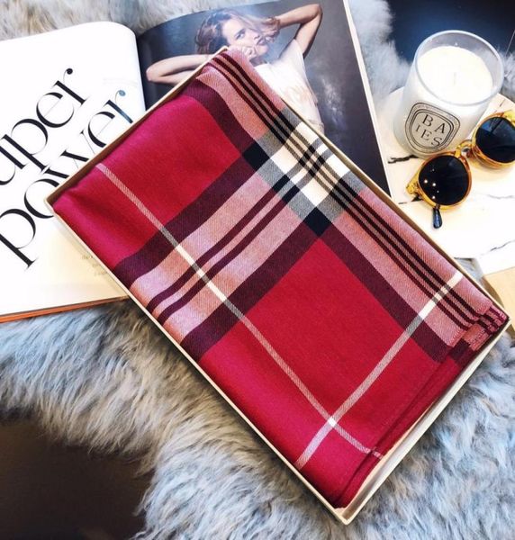 classic plaid long scarf size 180x70cm ladies fall 2021 scarf warm cotton scarf plaid shawl3097358, Blue;gray
classic plaid long scarf size 180x70cm ladies fall 2021 scarf warm cotton scarf plaid shawl3097358, Blue;gray