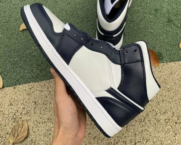 2023 basketball shoes jumpman 1 mid 1s white metallic gold obsidian women fashion trainers sneakers sports come with box
2023 basketball shoes jumpman 1 mid 1s white metallic gold obsidian women fashion trainers sneakers sports come with box