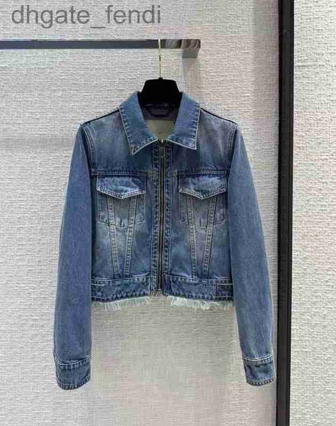 women's jackets designermilan runway 2023 spring autumn lapel neck long sleeve panelled designer coats brand same style outerwear 0324-, Black;brown
women's jackets designermilan runway 2023 spring autumn lapel neck long sleeve panelled designer coats brand same style outerwear 0324-, Black;brown