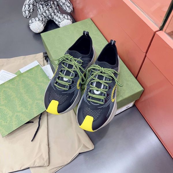 designer sports shoes lace up casual trend cloth shoes breathable and comfortable skateboard sneaker
designer sports shoes lace up casual trend cloth shoes breathable and comfortable skateboard sneaker