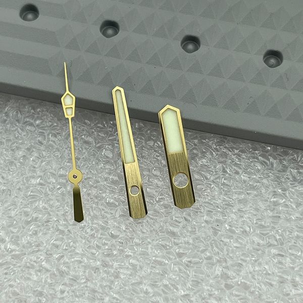 wristwatches watch parts mm300 sbdx001 golden steel green blue luminous hand fit nh35 36 automatic movement 230410, Slivery;brown
wristwatches watch parts mm300 sbdx001 golden steel green blue luminous hand fit nh35 36 automatic movement 230410, Slivery;brown