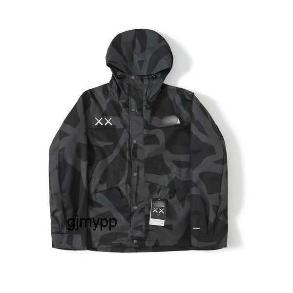 men's jacket spring and autumn co bred american version of stormtrooper hard shell couple outdoor waterproof mountaineering men's, Black;brown
men's jacket spring and autumn co bred american version of stormtrooper hard shell couple outdoor waterproof mountaineering men's, Black;brown