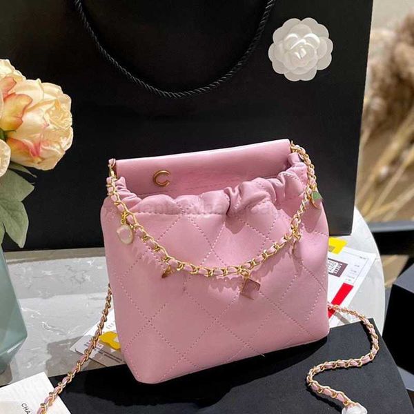 flap bag chain shoulder luxury bag women crossbody purse brand designer bags mini handbag bucket messengerbag letters badge totes
flap bag chain shoulder luxury bag women crossbody purse brand designer bags mini handbag bucket messengerbag letters badge totes