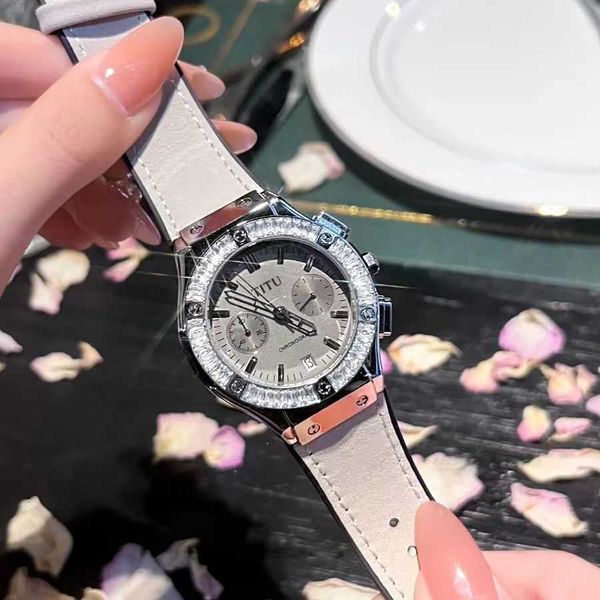 high beauty women's watch full diamond large dial light luxury small women's high grade quartz watch 65% off discount sale, Slivery;golden
high beauty women's watch full diamond large dial light luxury small women's high grade quartz watch 65% off discount sale, Slivery;golden
