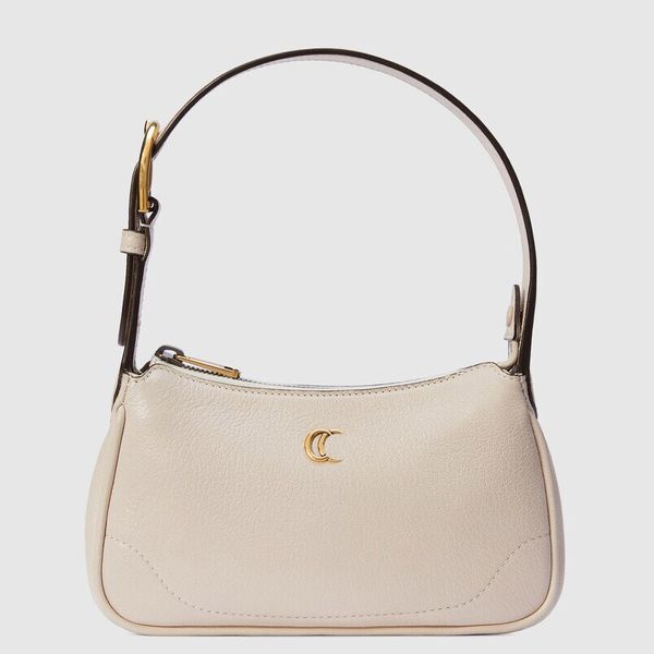 handbag fashionable classic design cute crossbody bag made of genuine leather in various colors
handbag fashionable classic design cute crossbody bag made of genuine leather in various colors