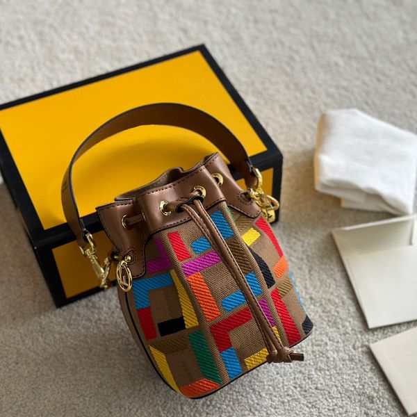 bucket bag shoulder bag luxurys handbags women mini crossbody bags designer handbag womens fashion embroidery colorful letters cross body
bucket bag shoulder bag luxurys handbags women mini crossbody bags designer handbag womens fashion embroidery colorful letters cross body