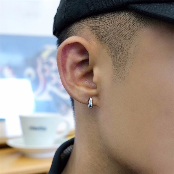 japanese niche design stud water drop earrings for women men's high-end titanium steel allergy prevention daily fashion accessories, Golden;silver
japanese niche design stud water drop earrings for women men's high-end titanium steel allergy prevention daily fashion accessories, Golden;silver