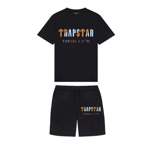 summer new trapstar london shooter short-sleeved t shirt suit chenille decoding black ice flavor 2.0 men's round neck t-shirt shortv, Gray
summer new trapstar london shooter short-sleeved t shirt suit chenille decoding black ice flavor 2.0 men's round neck t-shirt shortv, Gray